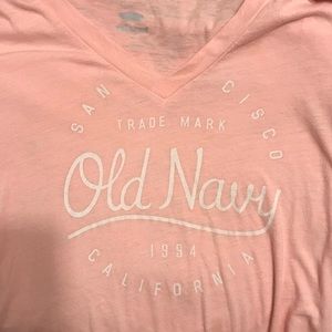 Old Navy Cute Pink V Neck (MEDIUM)
